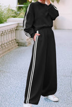 Cargar imagen en el visor de la galería, LDC Striped Crewneck Pullover Sweatpants 2pcs Outfit