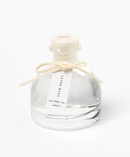 Cargar imagen en el visor de la galería, Flower Diffuser Freesia Musk