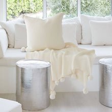 Cargar imagen en el visor de la galería, Aria Cotton Seedstitch Pillow and Throw Set with Pompoms: Cream