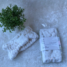 Cargar imagen en el visor de la galería, Pure Essential Oil Collection (10ml)