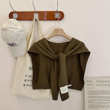 Cargar imagen en el visor de la galería, Solid Color Knitted Knotted Shawl–Casual &amp; Cozy
