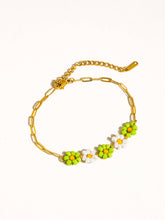Cargar imagen en el visor de la galería, Leia 18K Gold Non-Tarnish Beaded Daisy Chain Bracelet
