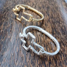 Cargar imagen en el visor de la galería, Beautiful Cross Cuff Bracelet Gold or Silver
