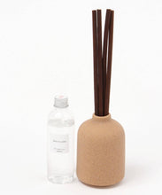 Cargar imagen en el visor de la galería, Sedona Vase Diffuser
