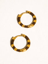Load image into Gallery viewer, Avielle 18K Gold Vintage Enamel Hoop Earring
