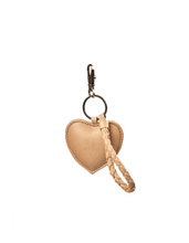 Cargar imagen en el visor de la galería, Puffy Heart Keychain - Sand
