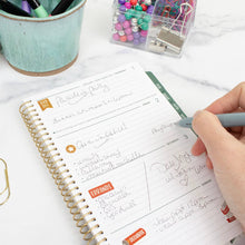 Cargar imagen en el visor de la galería, 2026 Soft Cover Planner - 5&quot; x 8&quot; size
